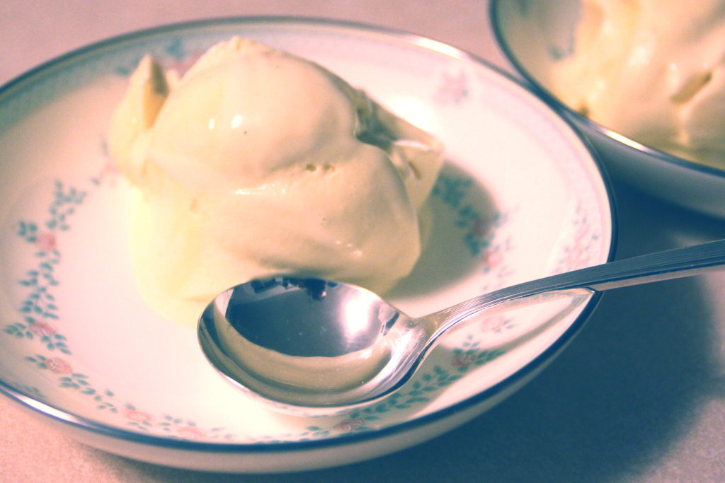 triple vanilla ice cream