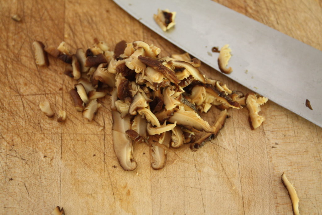 quick-picled shiitake mushrooms