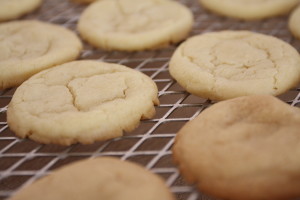 Interestingly, the brown sugar cookies didn't crack. But they still taste good.