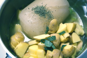 making leek potato soup
