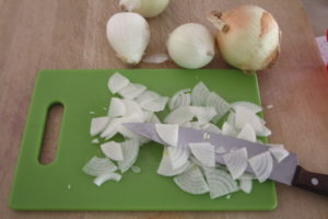 slicing onions